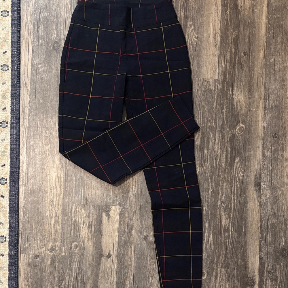 Bar III Navy Plaid Leggings